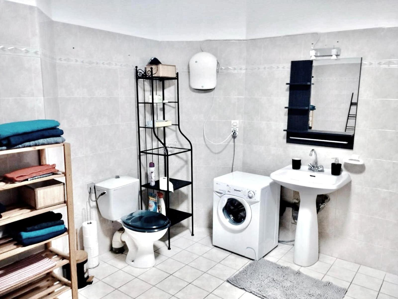 Grand Et Bel Appartement Lavelanet Luaran gambar